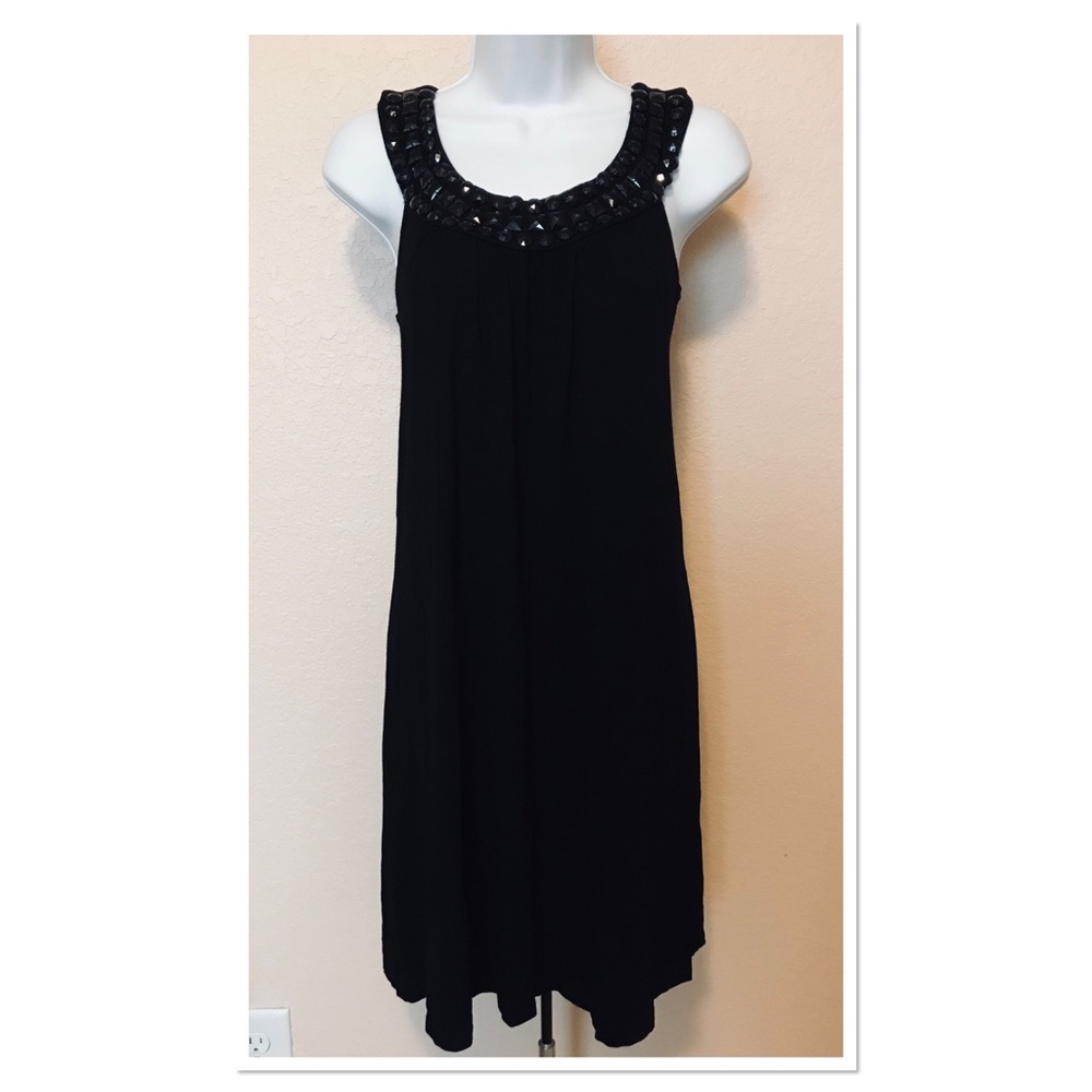 Romeo & Juliet Couture LBD Beaded Neck Cocktail M